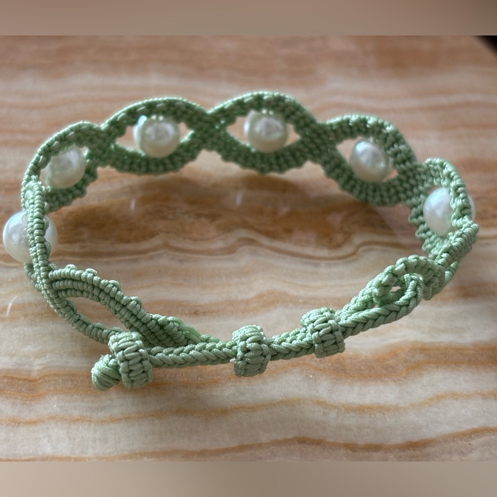 Macrame Bracelet - Picture 2 of 2